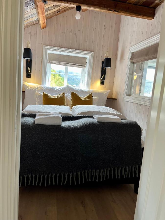 Lofoten Suite Apartments - Rostad Retro Rorbuer Рейне Екстер'єр фото