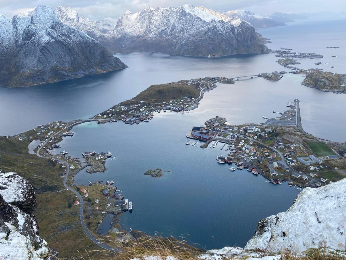 Lofoten Suite Apartments - Rostad Retro Rorbuer Рейне Екстер'єр фото
