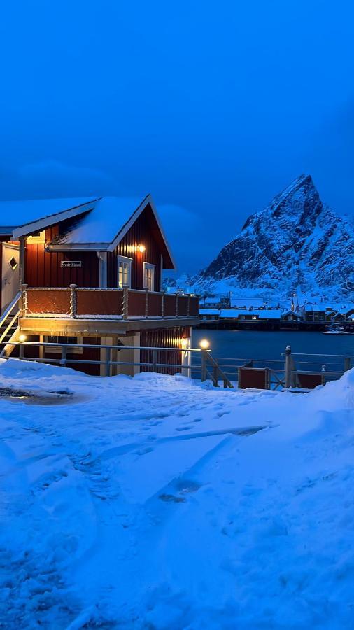 Lofoten Suite Apartments - Rostad Retro Rorbuer Рейне Екстер'єр фото