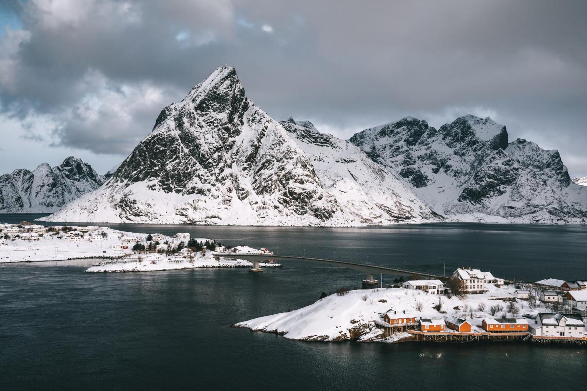 Lofoten Suite Apartments - Rostad Retro Rorbuer Рейне Екстер'єр фото